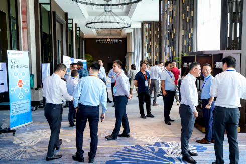 1725952989368278.jpg 9 中场休息场外交流2_编辑.jpg