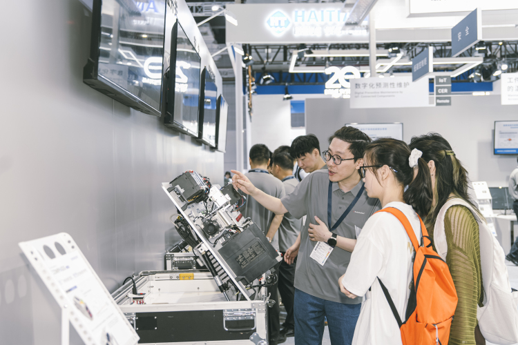 1758765494801485.jpg DSC09605_编辑.jpg